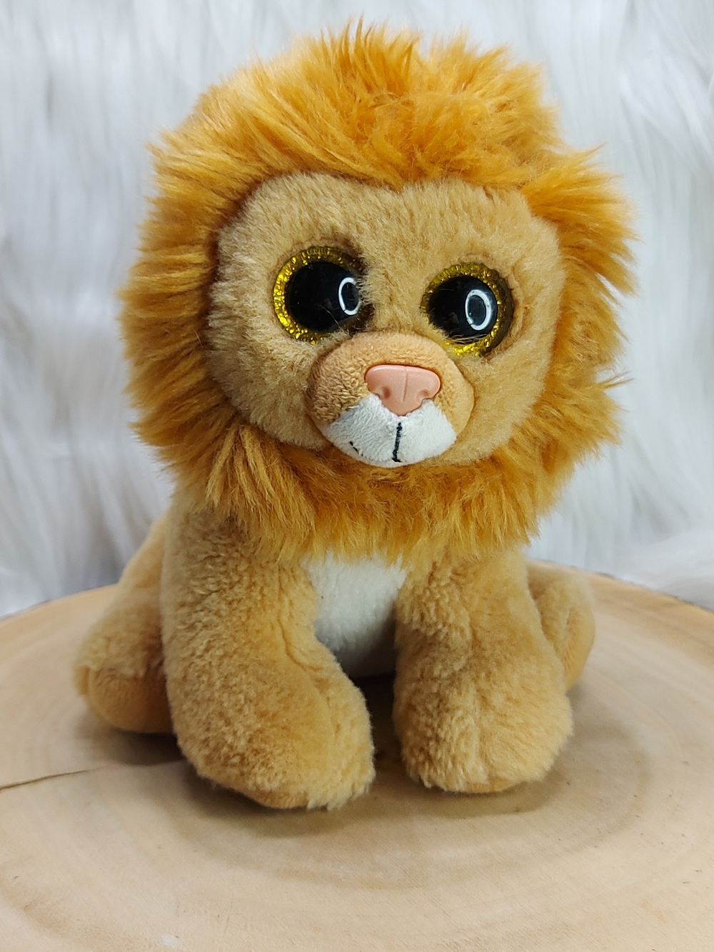 Ty 2015 LOUIE Golden Lion Plush with Sparkly Eyes